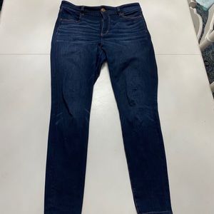 American Eagle- the dream jeans
